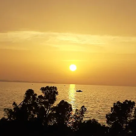 Sunlit Zadar 아파트 *